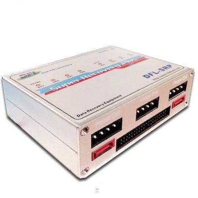 Carte électronique PCB d'un disque dur contenant une partie du firmware dans sa mémoire ROM